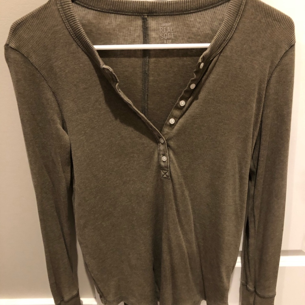 American eagle long sleeve